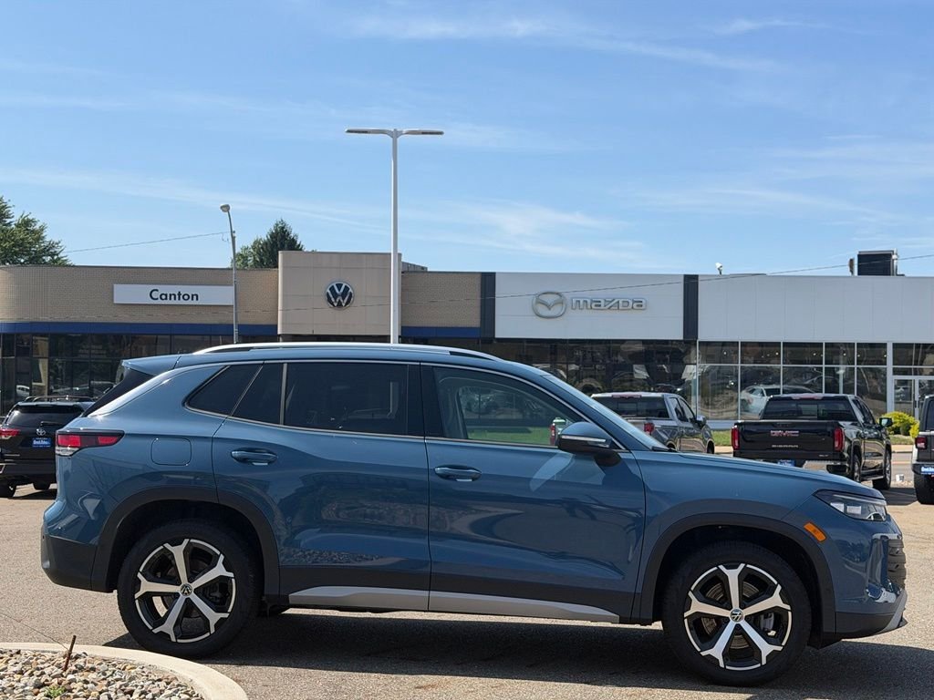2026 Volkswagen Tiguan SE - Photo 6