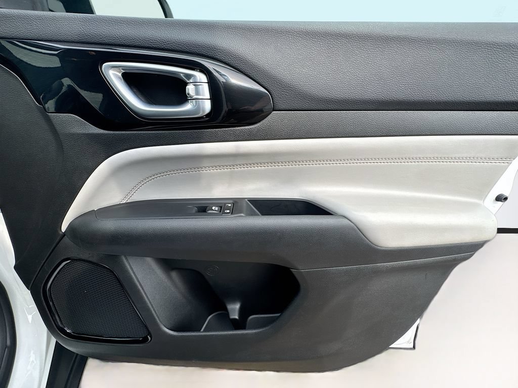 2025 Jeep Compass Limited - Photo 34