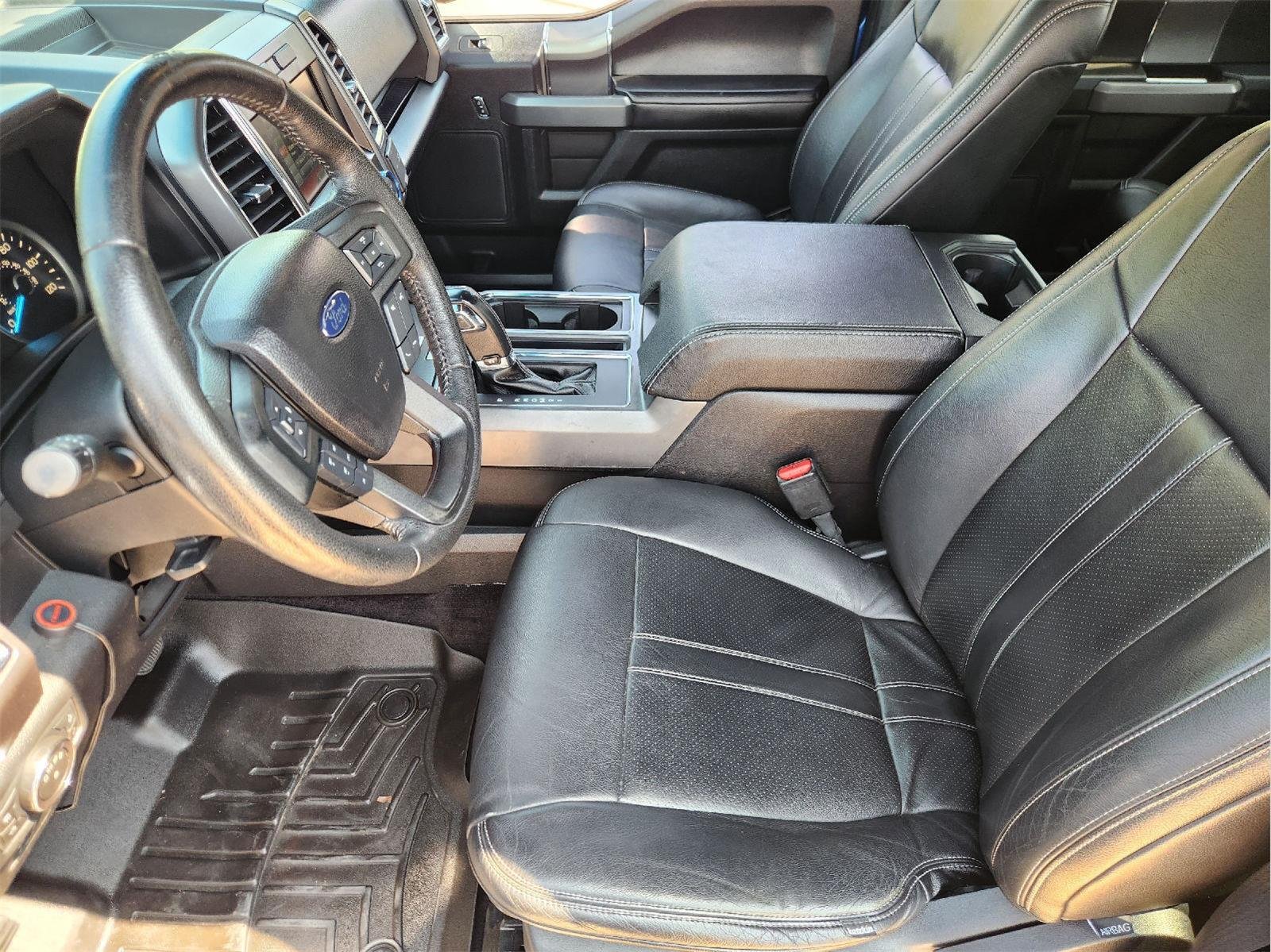 Used 2015  Ford XL image 12