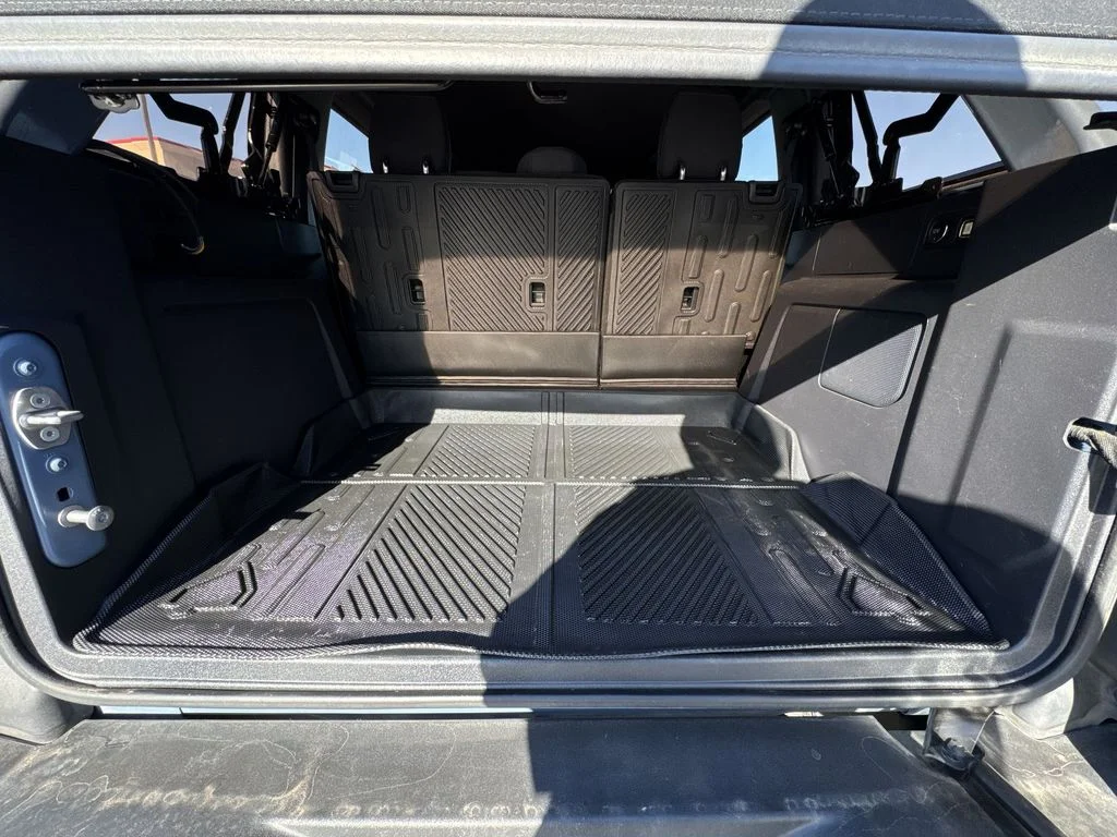 Used 2023 Gray Ford Base image 24