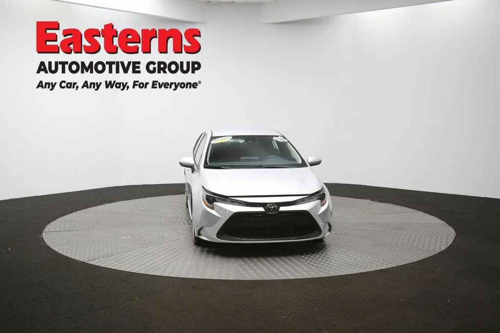 Used 2022 Silver Toyota LE image 48