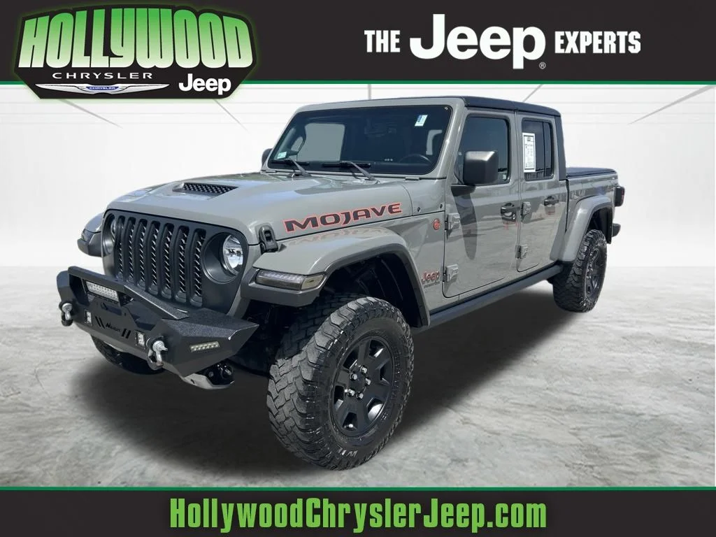 Used 2022 Gray Jeep Mojave image 1