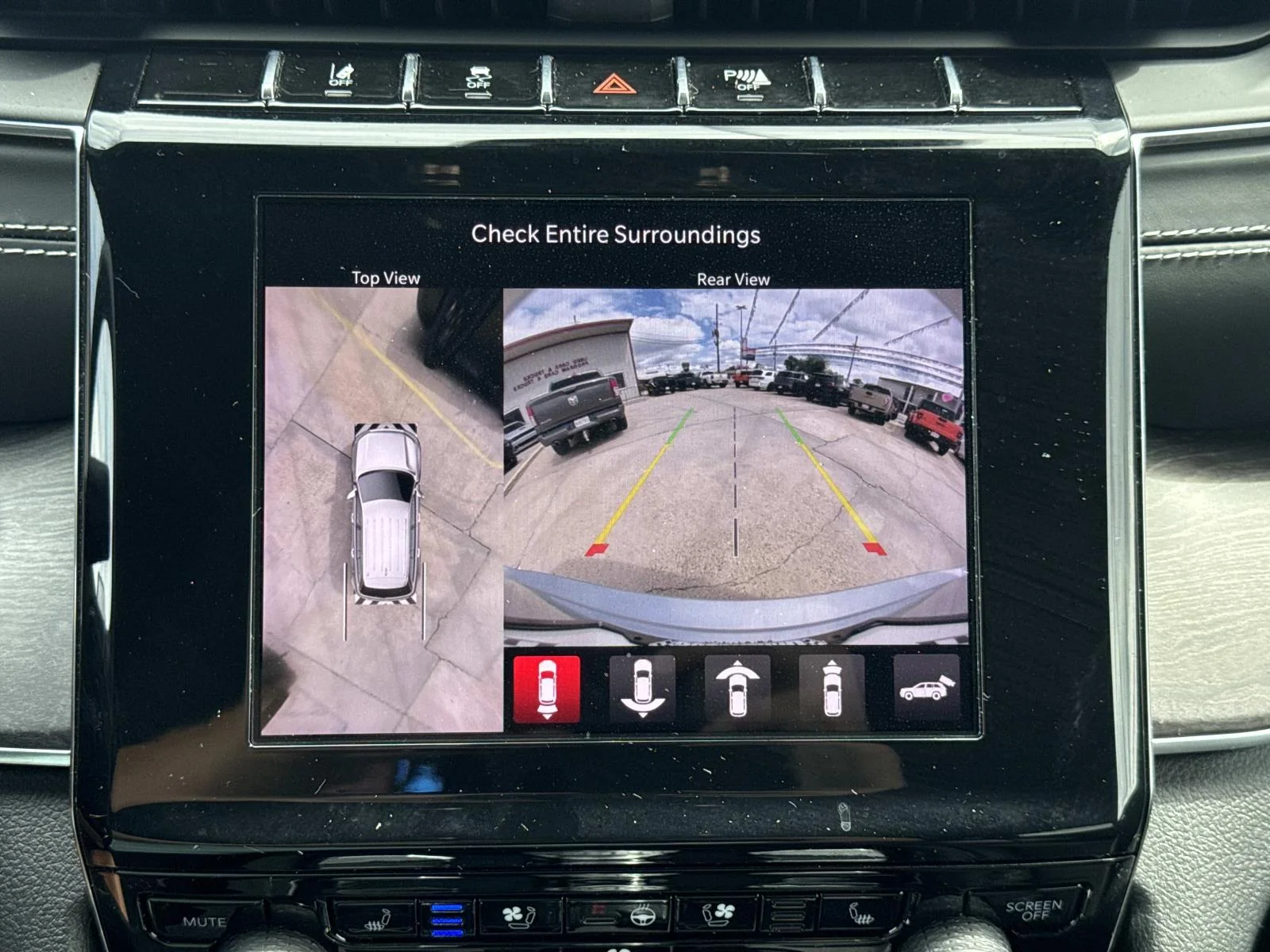 Used 2022 Silver Zynith Jeep Overland image 26