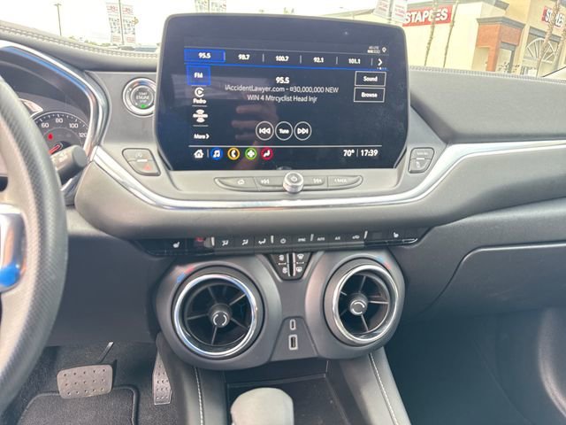 2025 Chevrolet Blazer 2LT - Photo 17
