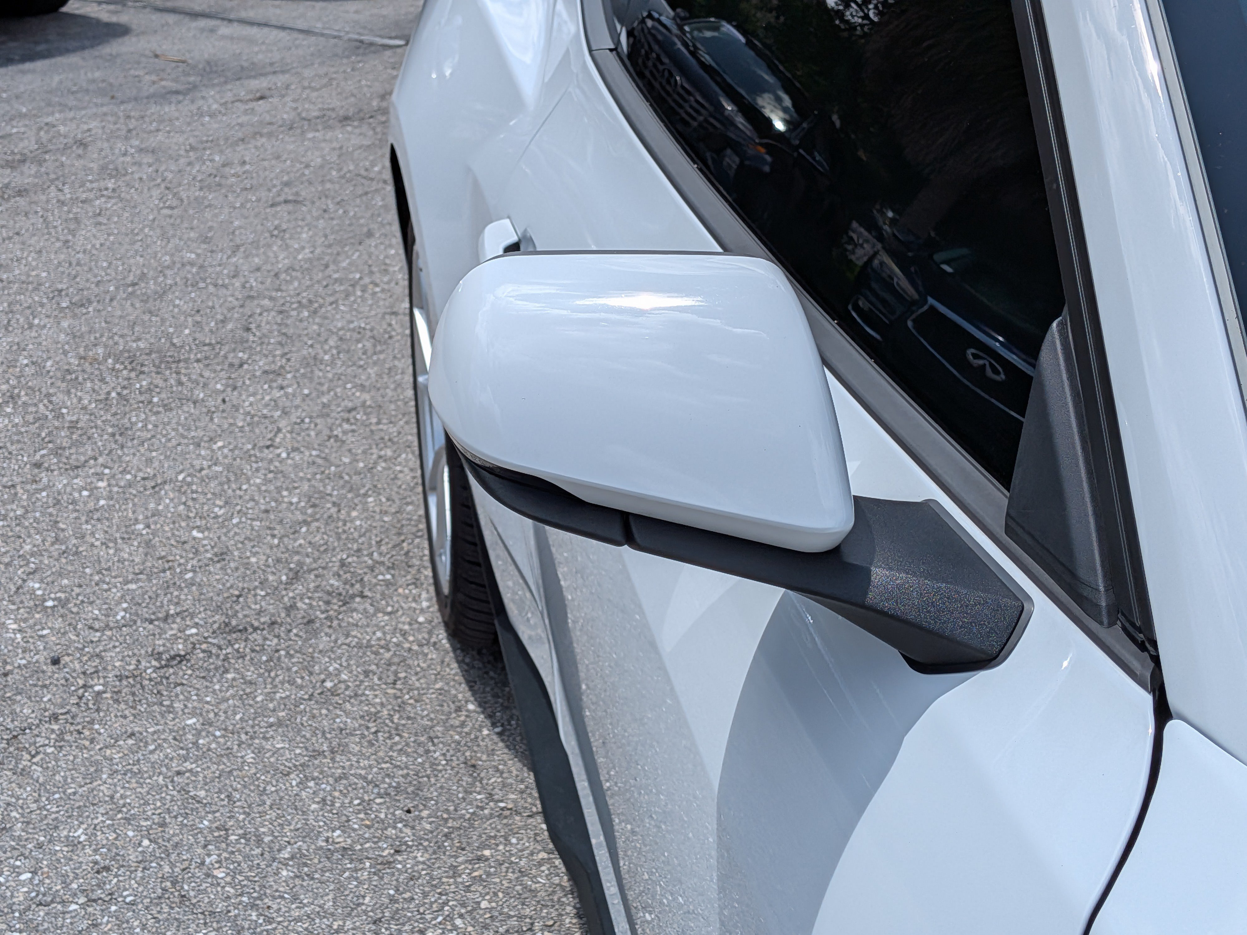 Used 2024 Oxford White Ford GT Premium image 10