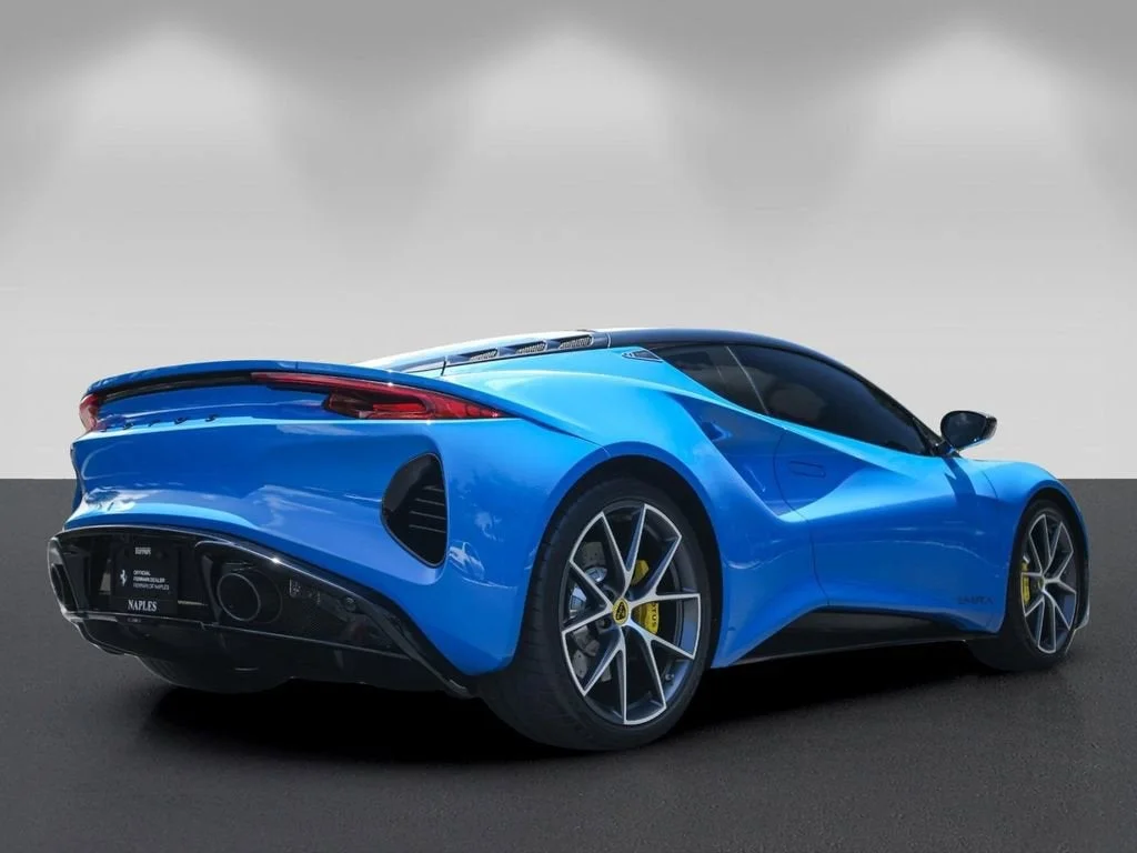 Used 2024 Seneca Blue Lotus V6 image 3