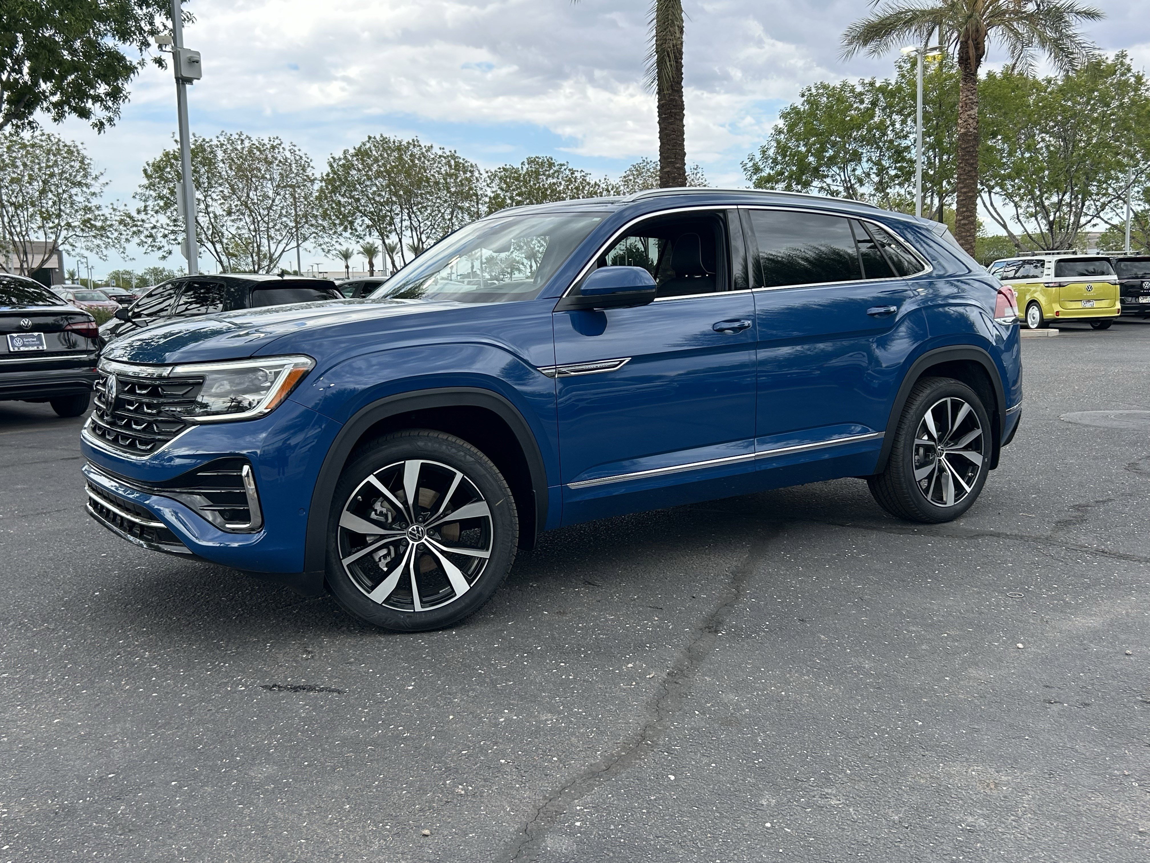 2025 Volkswagen Atlas Cross Sport SEL Premium R-LINE - Photo 21