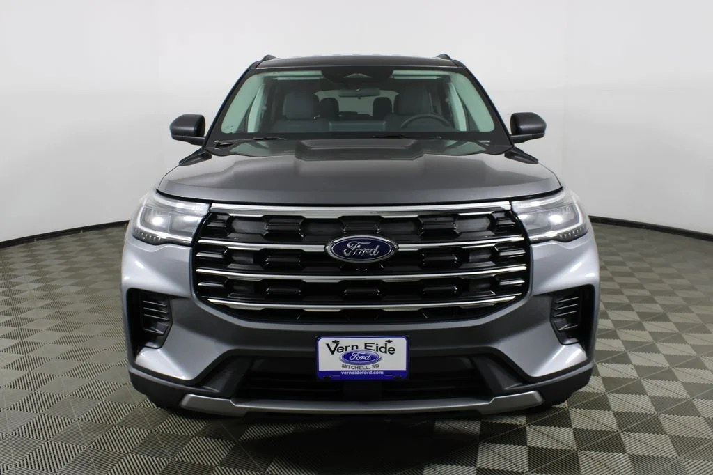 New 2026 Carbonized Gray Metallic Ford Active image 2