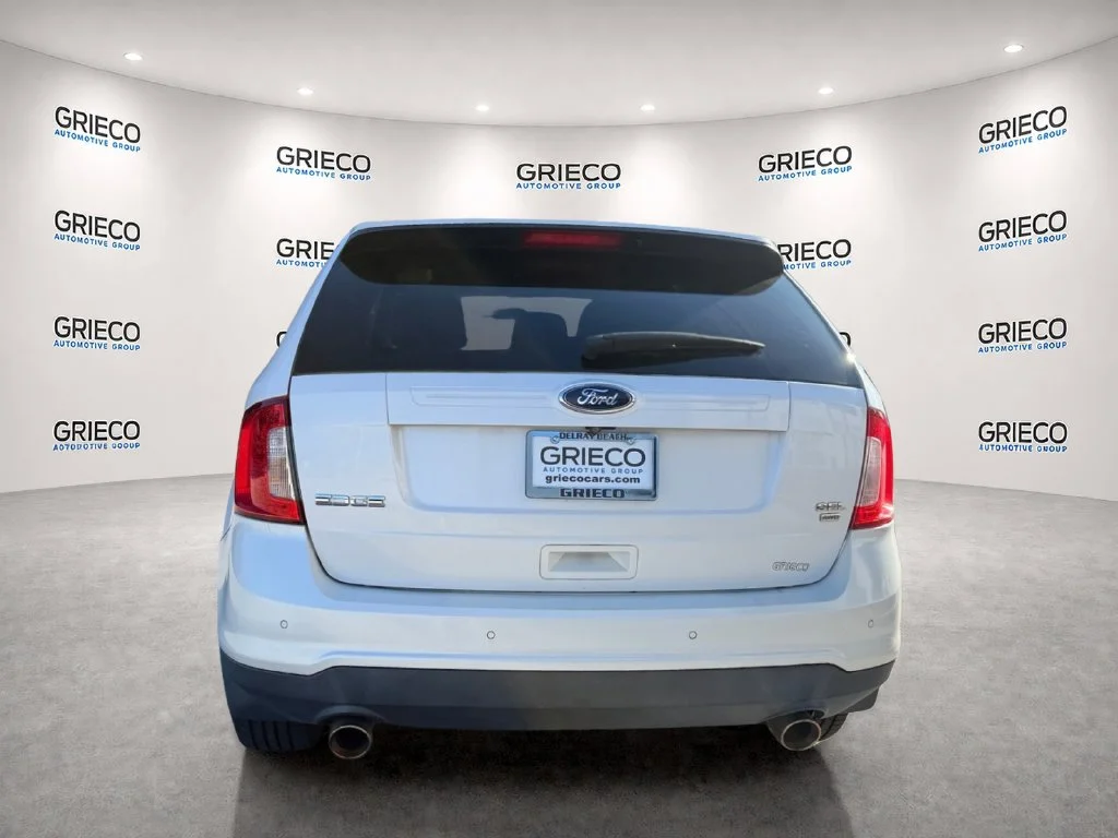 Used 2013 White Platinum Tri-Coat Metallic Ford SEL image 6