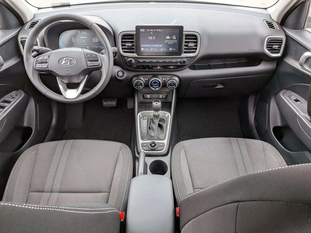 New 2026 Silver Hyundai SEL image 25