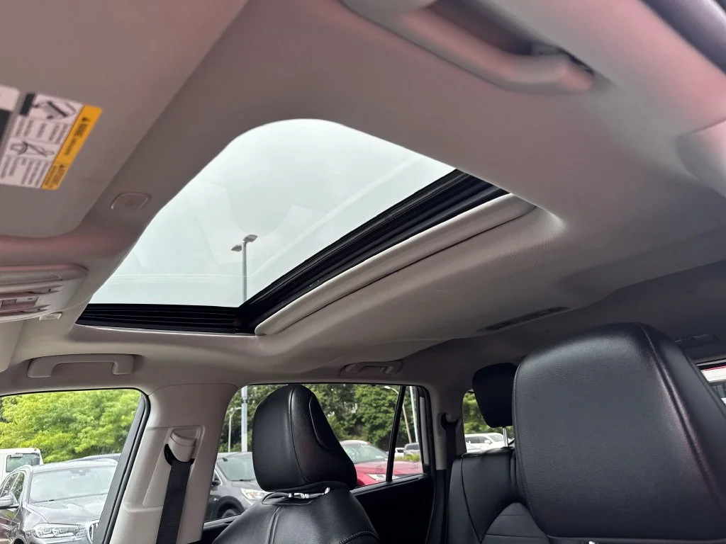 Used 2025 Silver Toyota XLE image 18