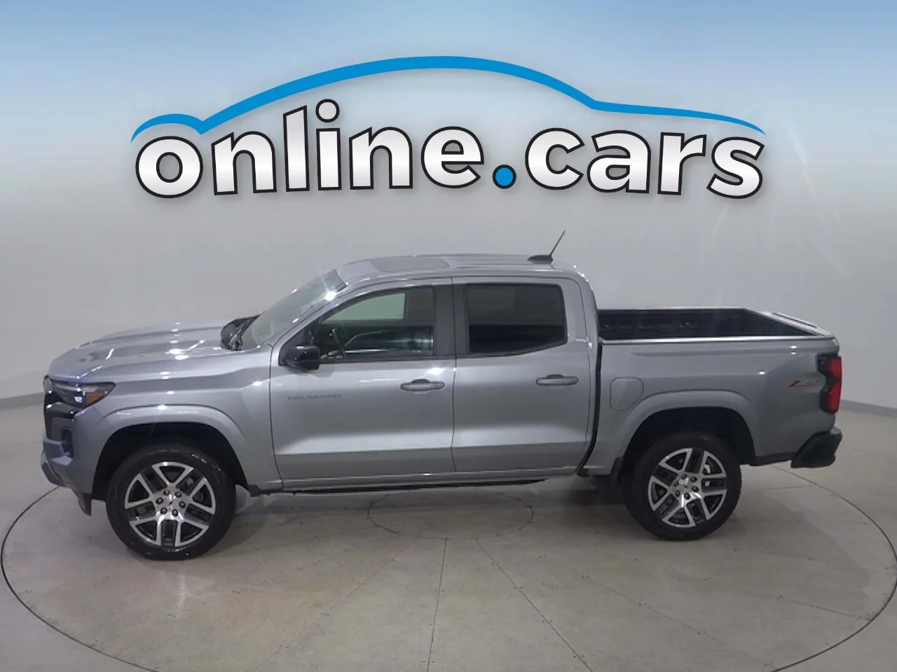 Certified Used 2024 Gray Chevrolet Z71 image 31