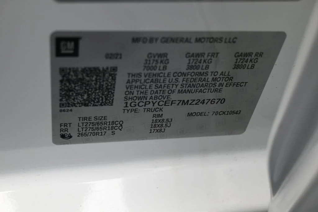 Used 2021 Summit White Chevrolet Custom Trail Boss image 18