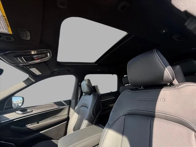 2025 Jeep Grand Cherokee L Overland - Photo 21