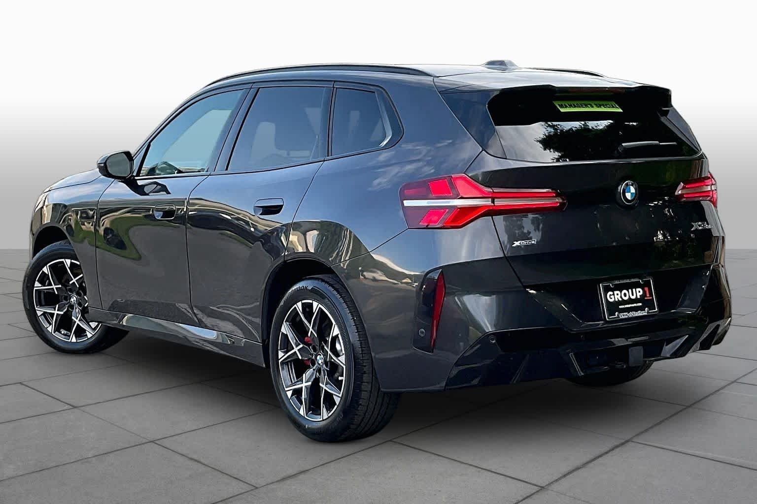 New 2026 Dark Graphite Metallic BMW 30 xDrive image 12