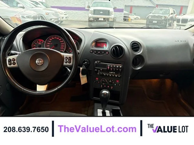 Used 2005 Red Pontiac GT image 14