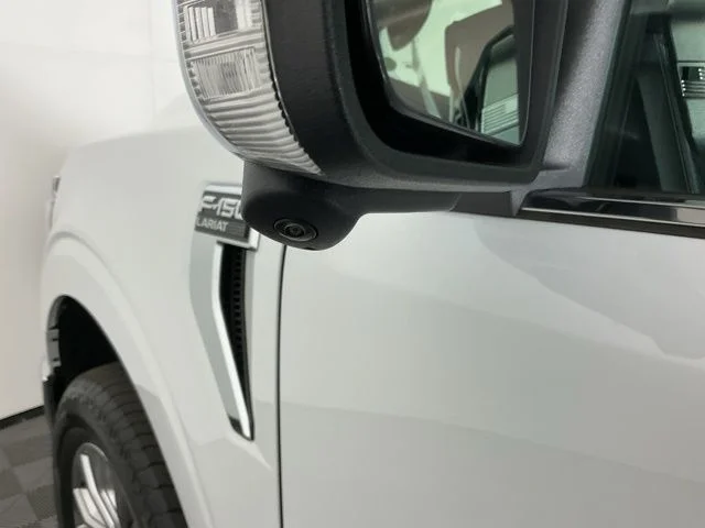 New 2025 Oxford White Ford Lariat image 12