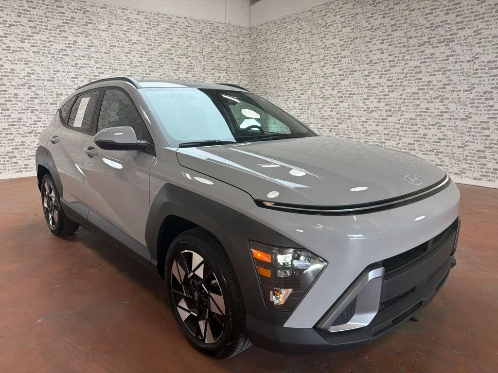 Used 2024 Cyber Gray Metallic Hyundai SEL image 1