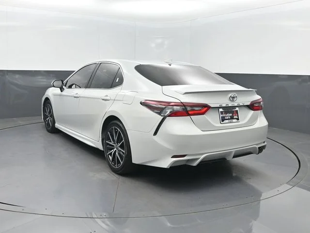 Used 2023 White Toyota SE image 26
