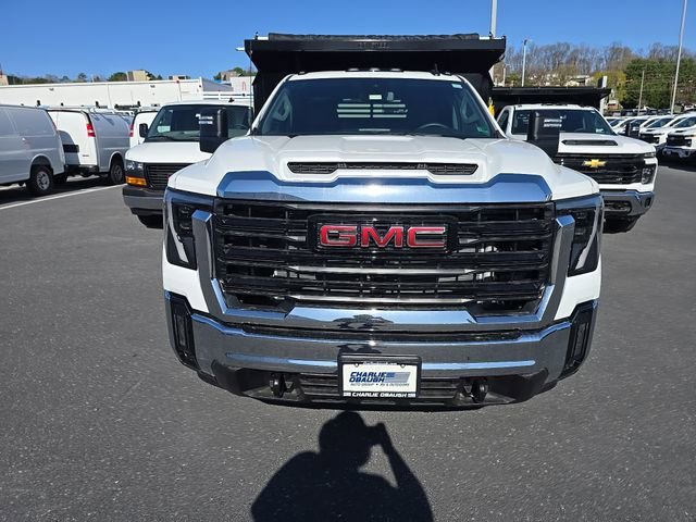 2025 GMC Sierra 3500HD Pro - Photo 8