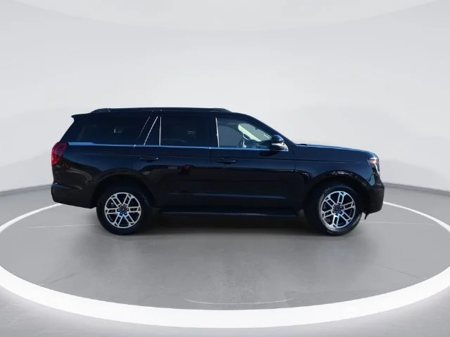 Used 2025 Black Ford Active image 9