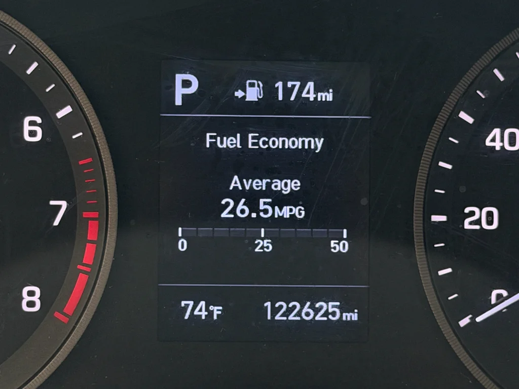 Used 2019 Gemstone Red Hyundai SE image 17