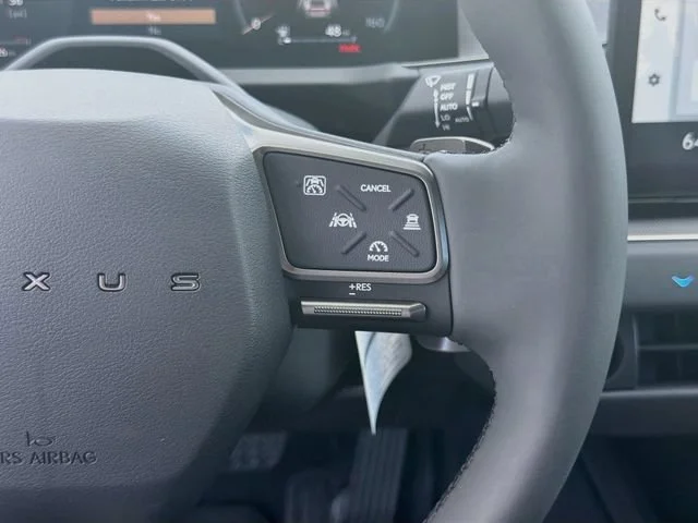 New 2026 Ultra White Lexus PREMIUM PLUS image 36