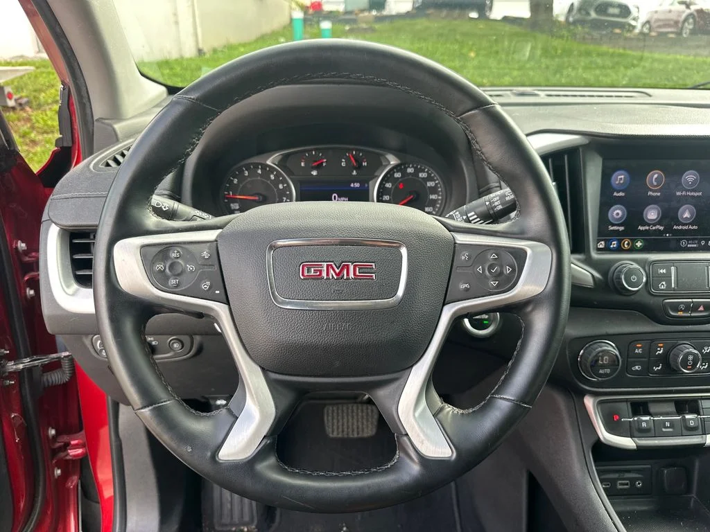 Used 2023 Volcanic Red Tintcoat GMC SLT image 39