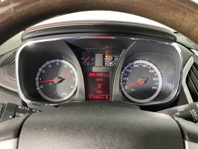 Used 2014 White GMC Denali image 19