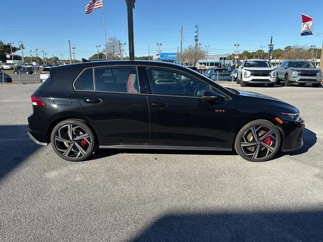 New 2026 Mythos Black Metallic Volkswagen SE image 6