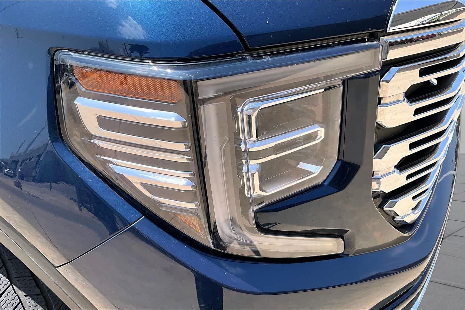 Used 2023 Pacific Blue Metallic GMC Denali image 27