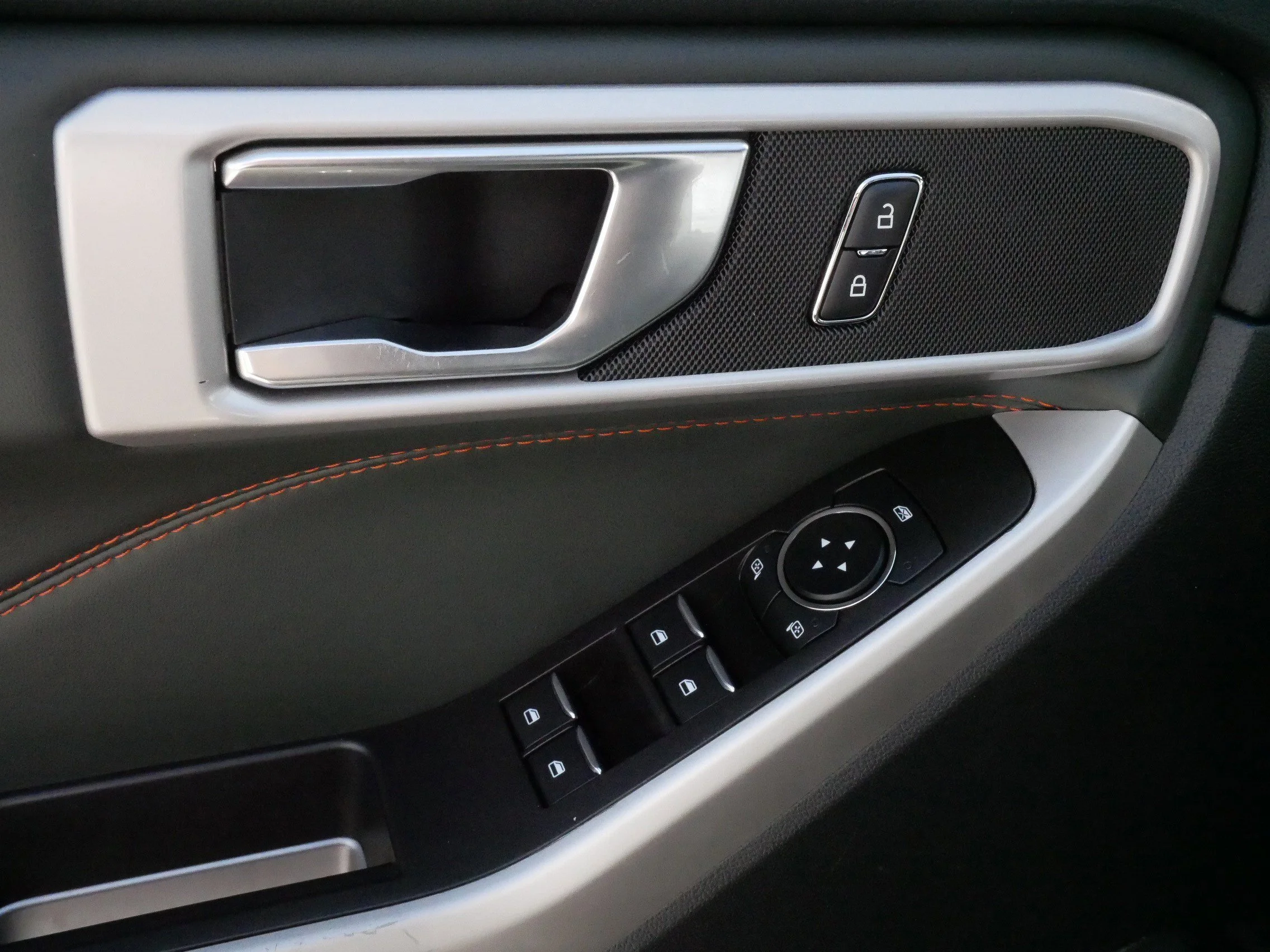 Used 2022 Gray Ford Timberline image 19
