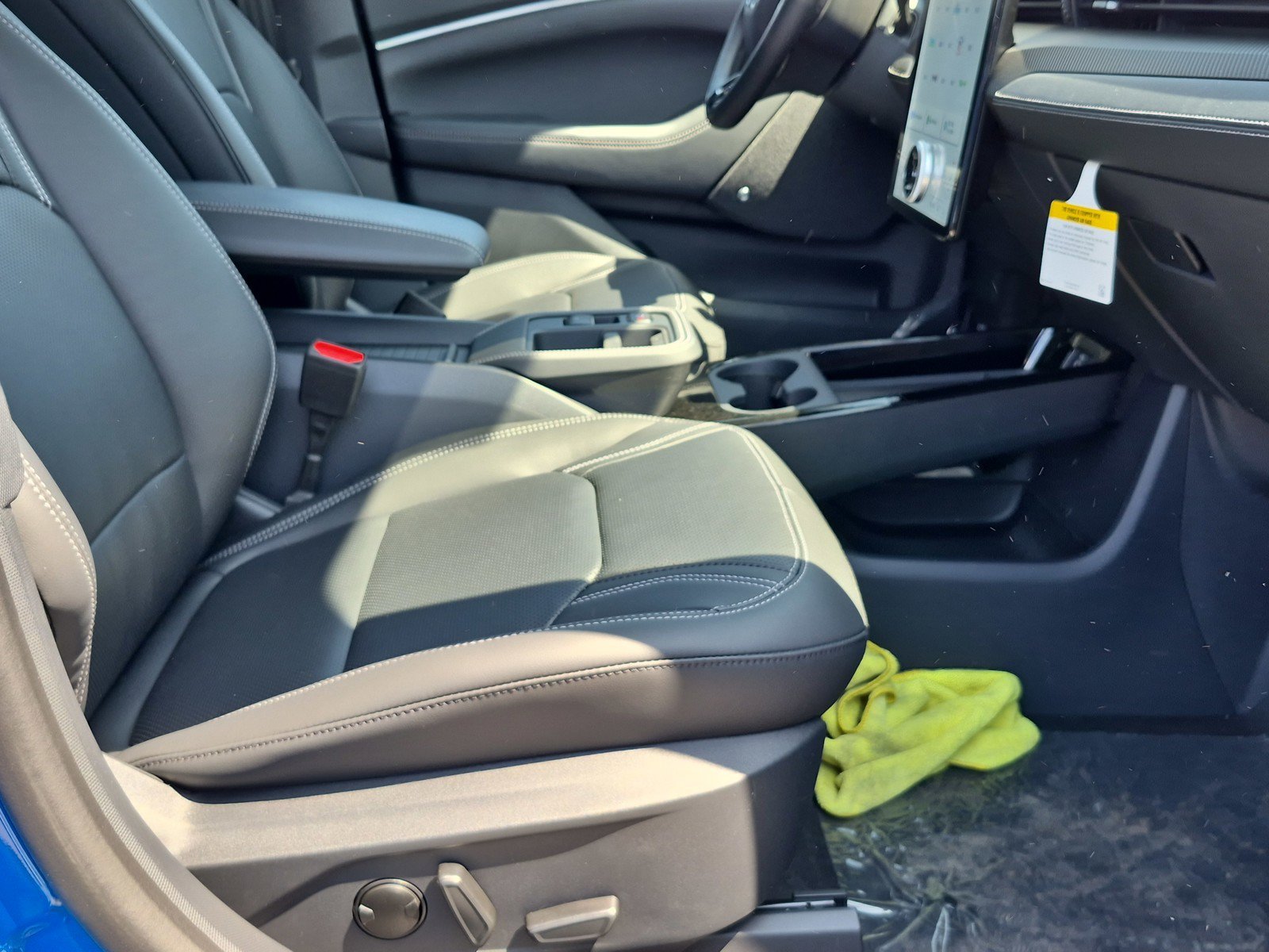 New 2026 Velocity Blue Metallic Ford Premium image 12