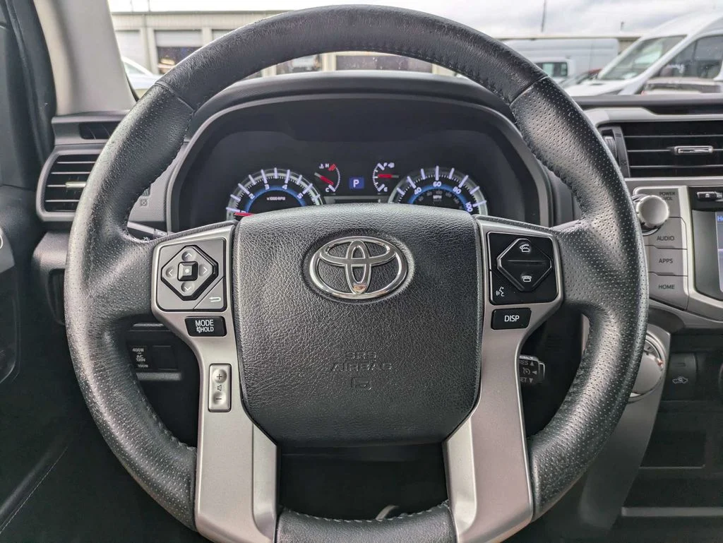 Used 2018 Magnetic Gray Metallic Toyota SR5 Premium image 28