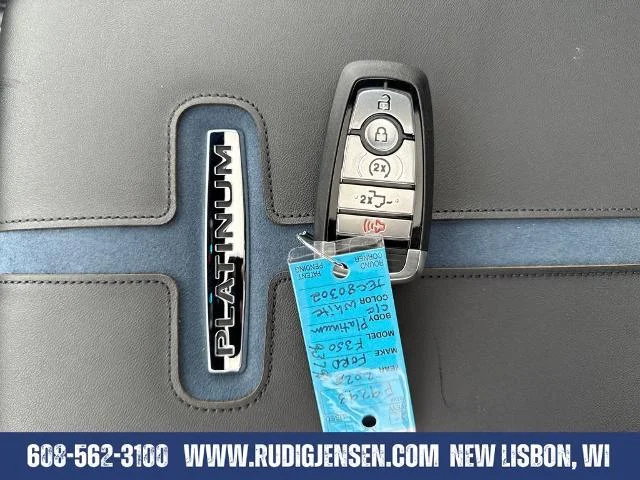 2026 Ford F-350 Super Duty Platinum - Photo 59