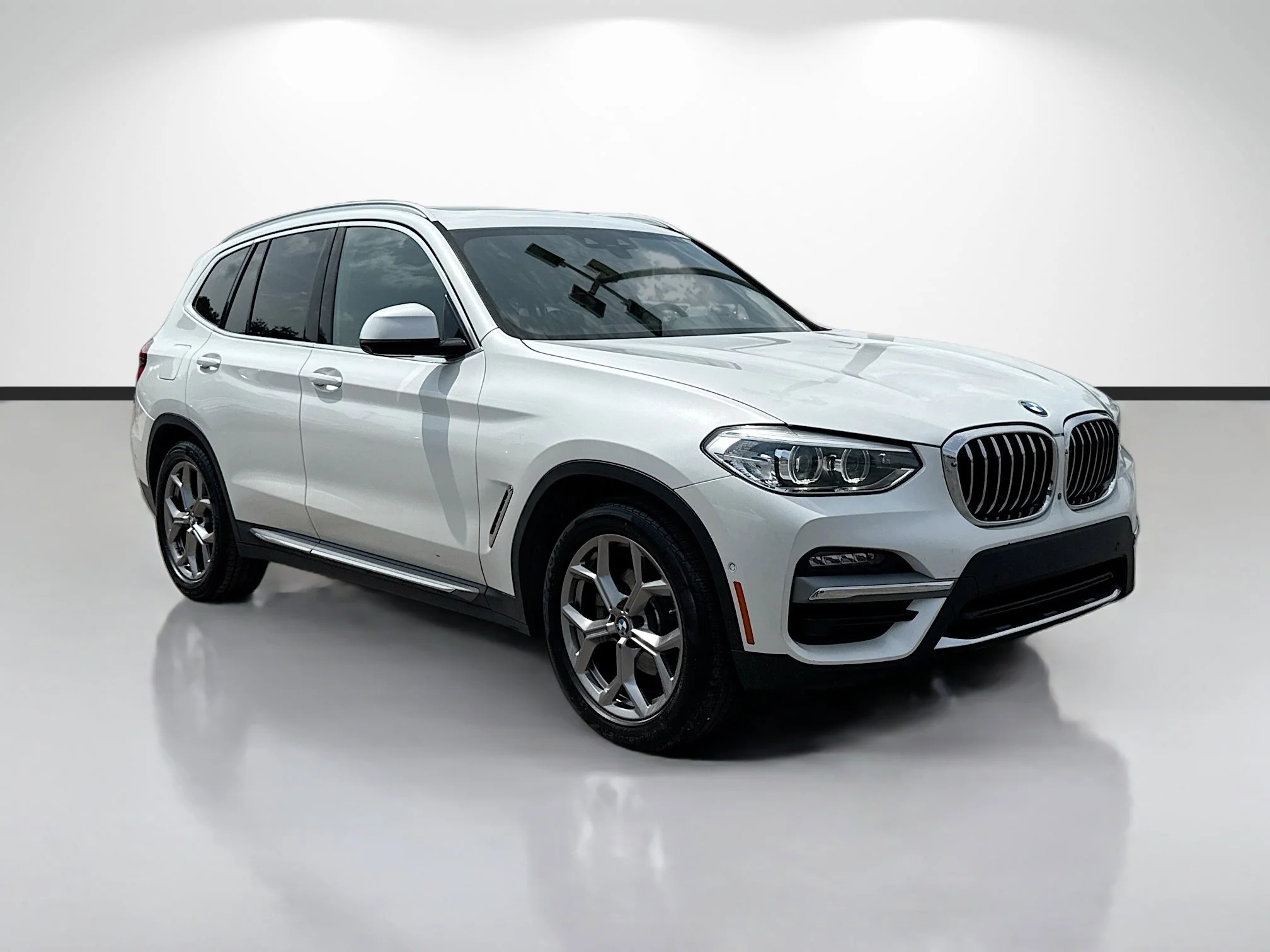 2020 BMW X3 sDrive30i's photo