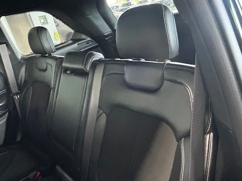 Used 2023 Diamond Black Crystal Pearlcoat Jeep Altitude image 45