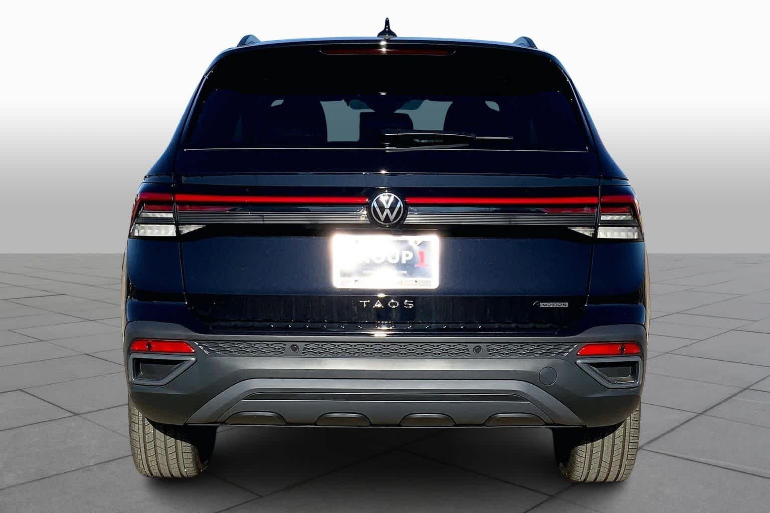 New 2026 Deep Black Pearl Volkswagen SE Black image 4