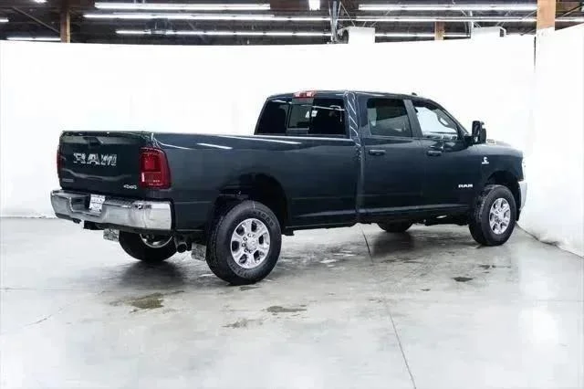 2026 RAM 2500 Big Horn - Photo 6