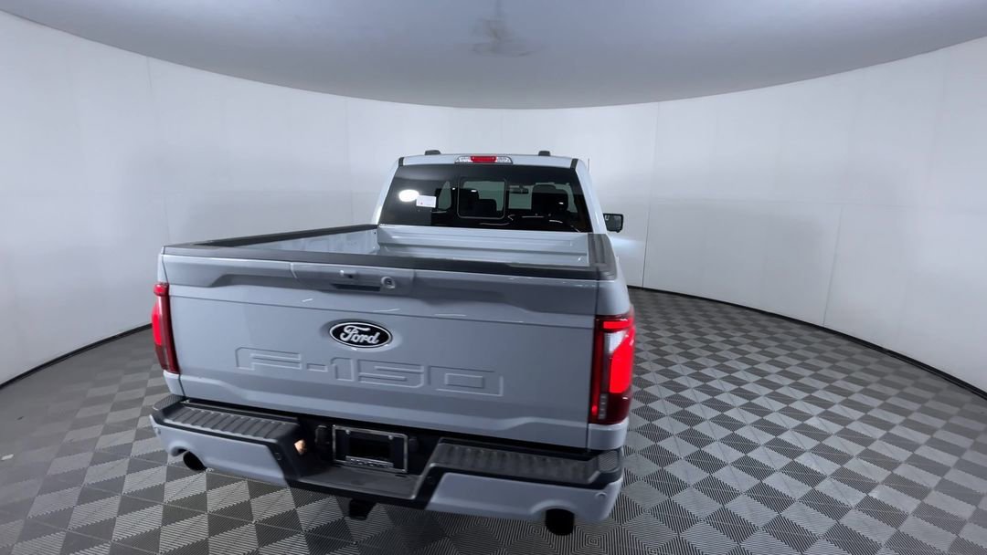 New 2026 Avalanche Ford Lariat image 8