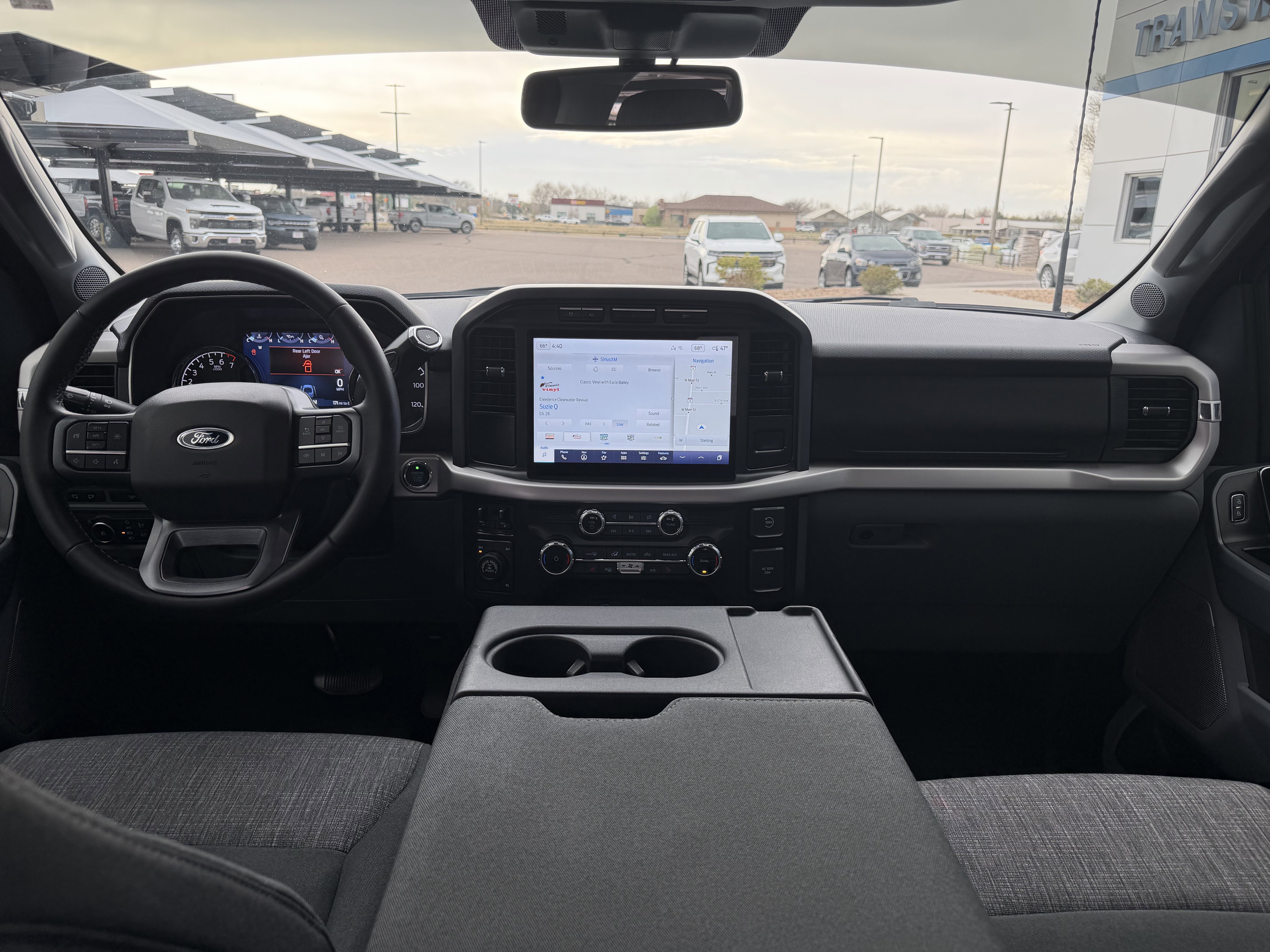 2023 Ford F-150 XLT - Photo 10