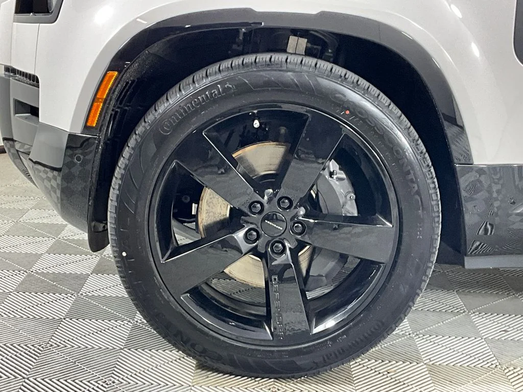 New 2026 Borasco Grey Land Rover X-Dynamic SE image 9