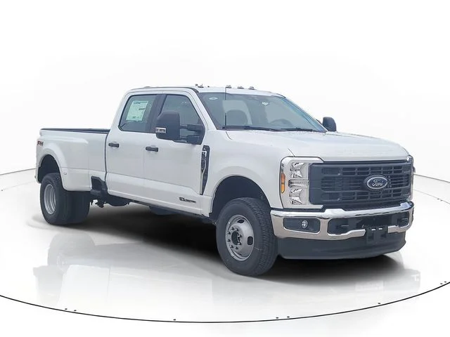 New 2026 Oxford White Ford XL image 3