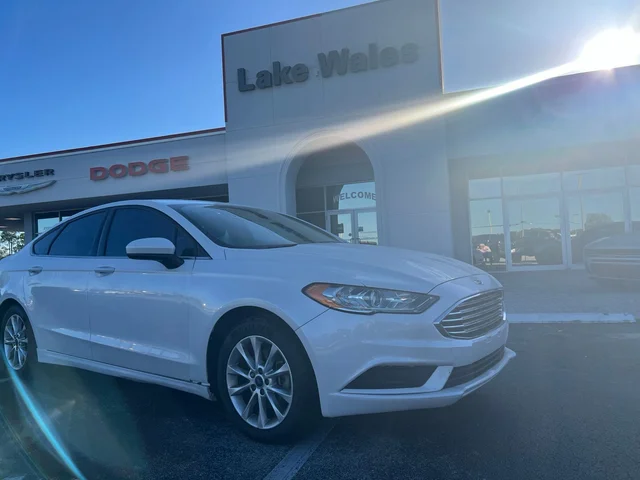 2017 Ford Fusion SE