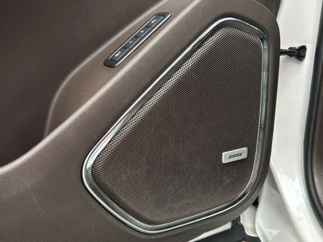 Used 2017 White Frost GMC Denali image 32