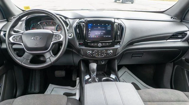 Used 2023 Gray Chevrolet LT image 14
