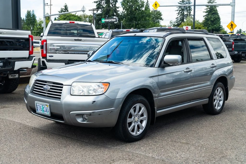 Used 2007  Subaru 2.5X image 3