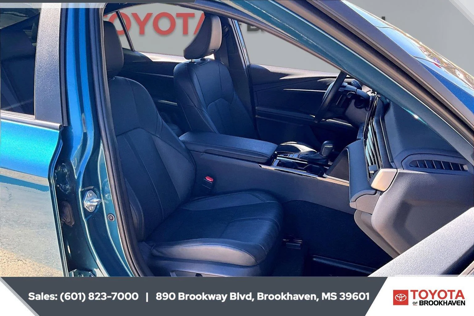 Used 2026 Ocean Gem Toyota XSE image 6