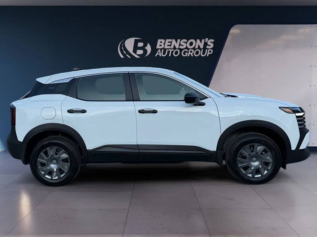 New 2027 White Nissan S image 6