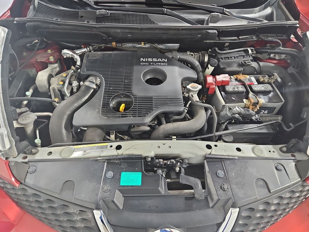 Used 2013 Red Nissan SL image 23